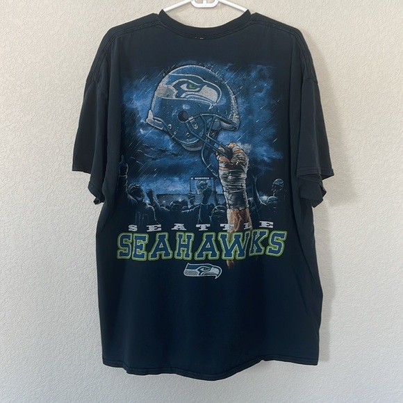 Vintage y2k Seattle Seahawks NFL helmet tee / XL - Picture 2 of 7